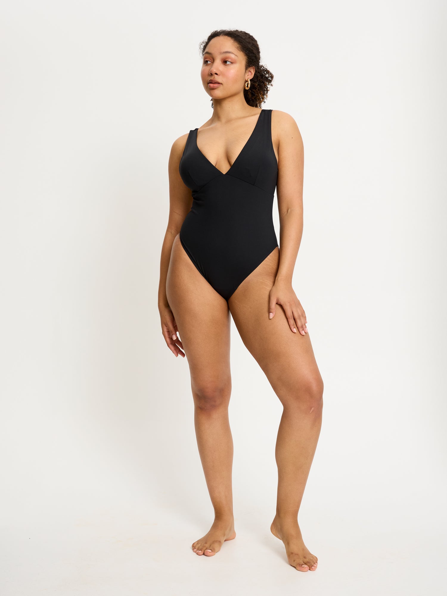 בגד ים שלם מחשוף וי