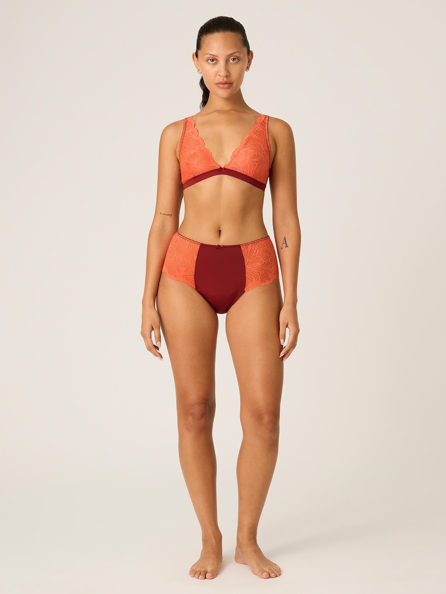 היפסטר סקסי Manon + ברלט Sylvie | צבע Bordeaux Red