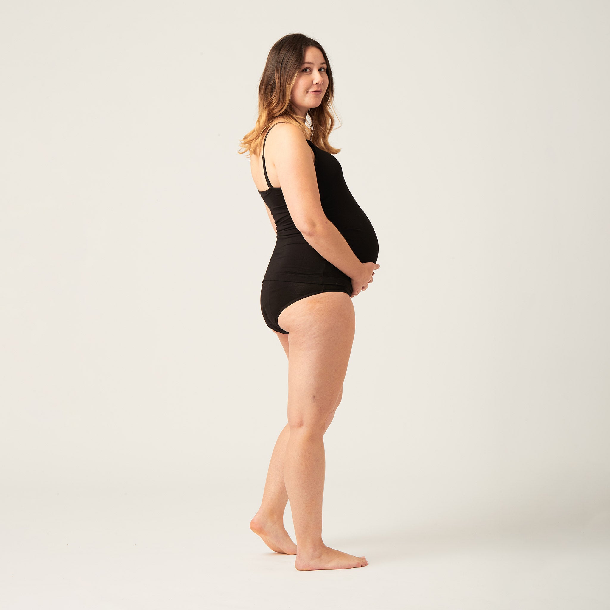 MACASCLPBLAP_MB_Maternity_BreastfeedingCami_LP_Black-2_model_Maddy_10C-DD.jpg