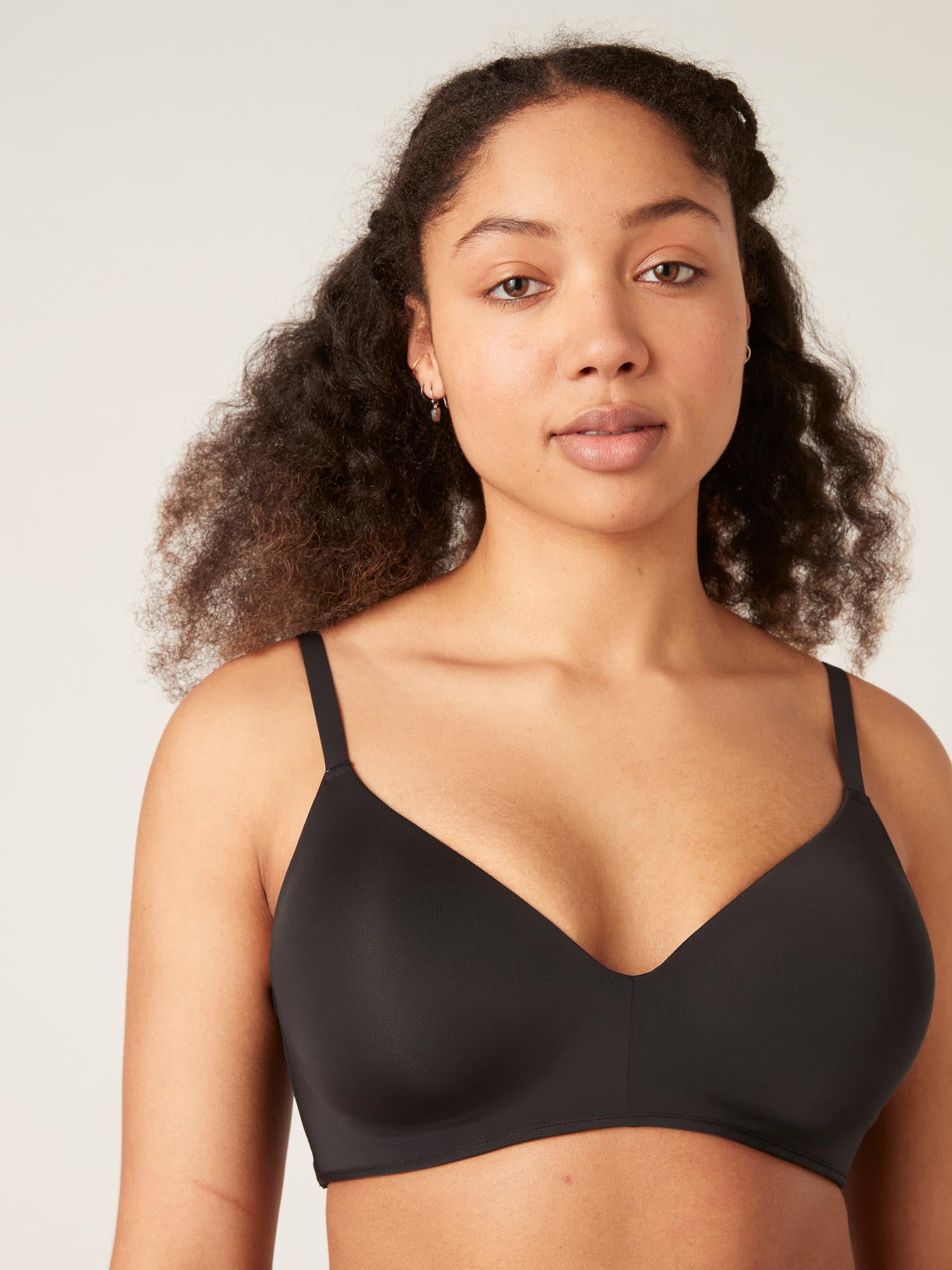 חזייה סופגת זיעה | אאוטלט