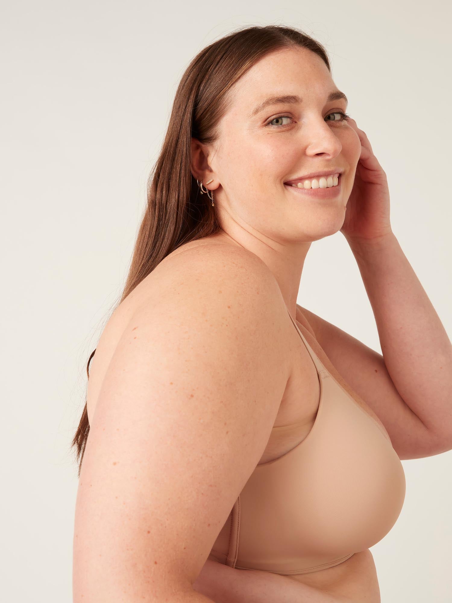 חזייה סופגת זיעה | אאוטלט